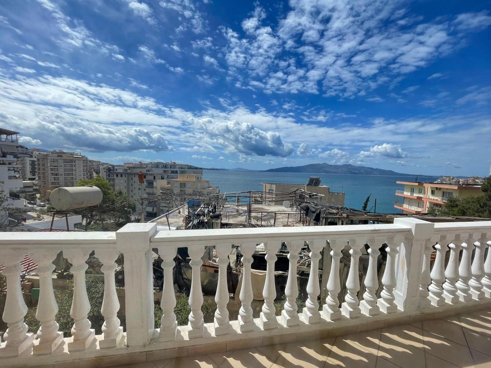 Seaside Apartmens Саранде Екстериор снимка
