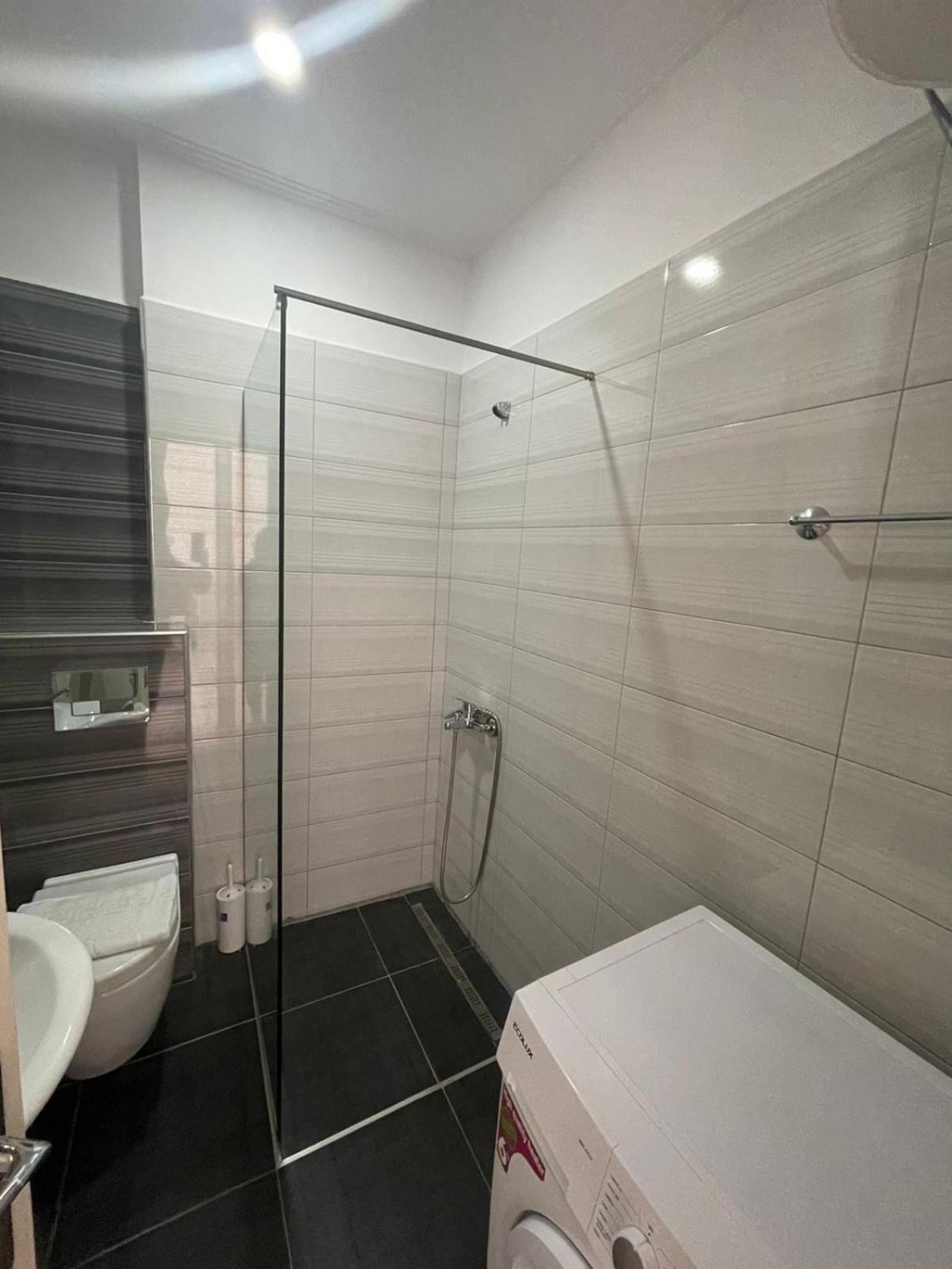 Seaside Apartmens Саранде Екстериор снимка